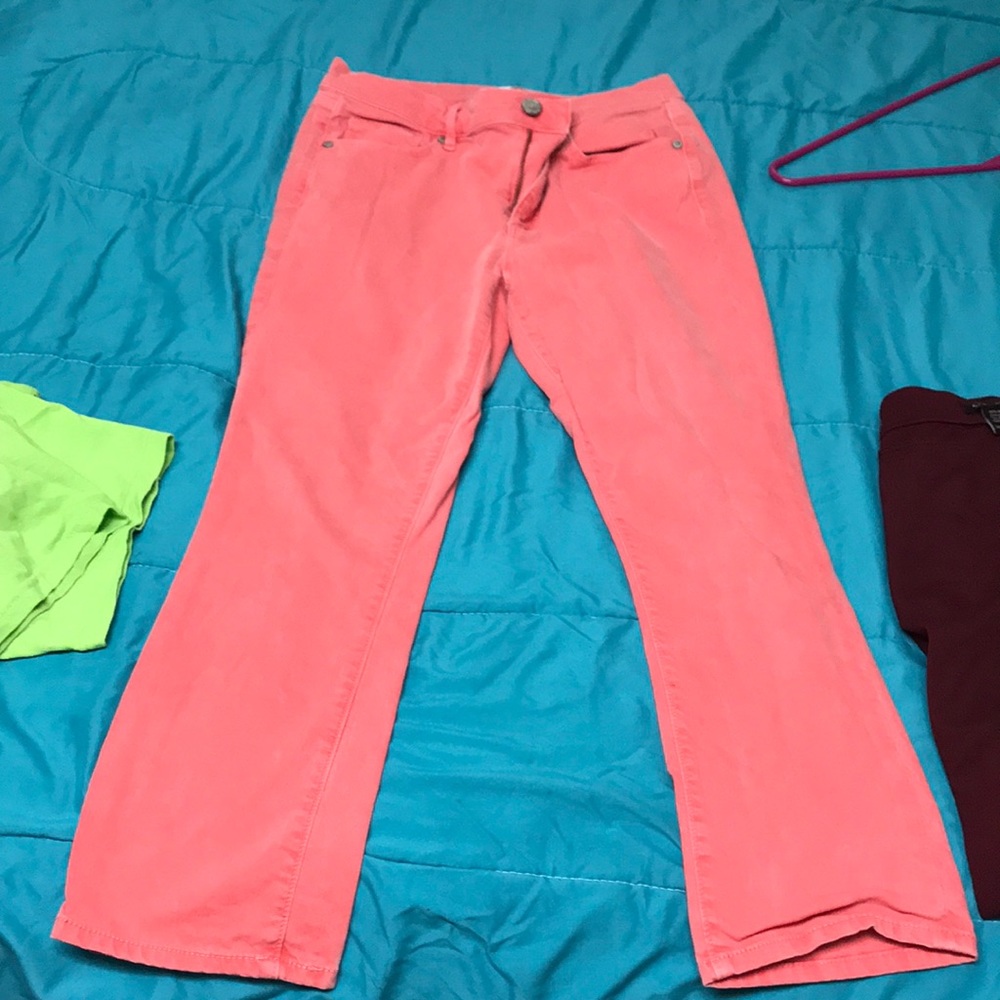 Jeans/capreese (not sure how to spell lol)